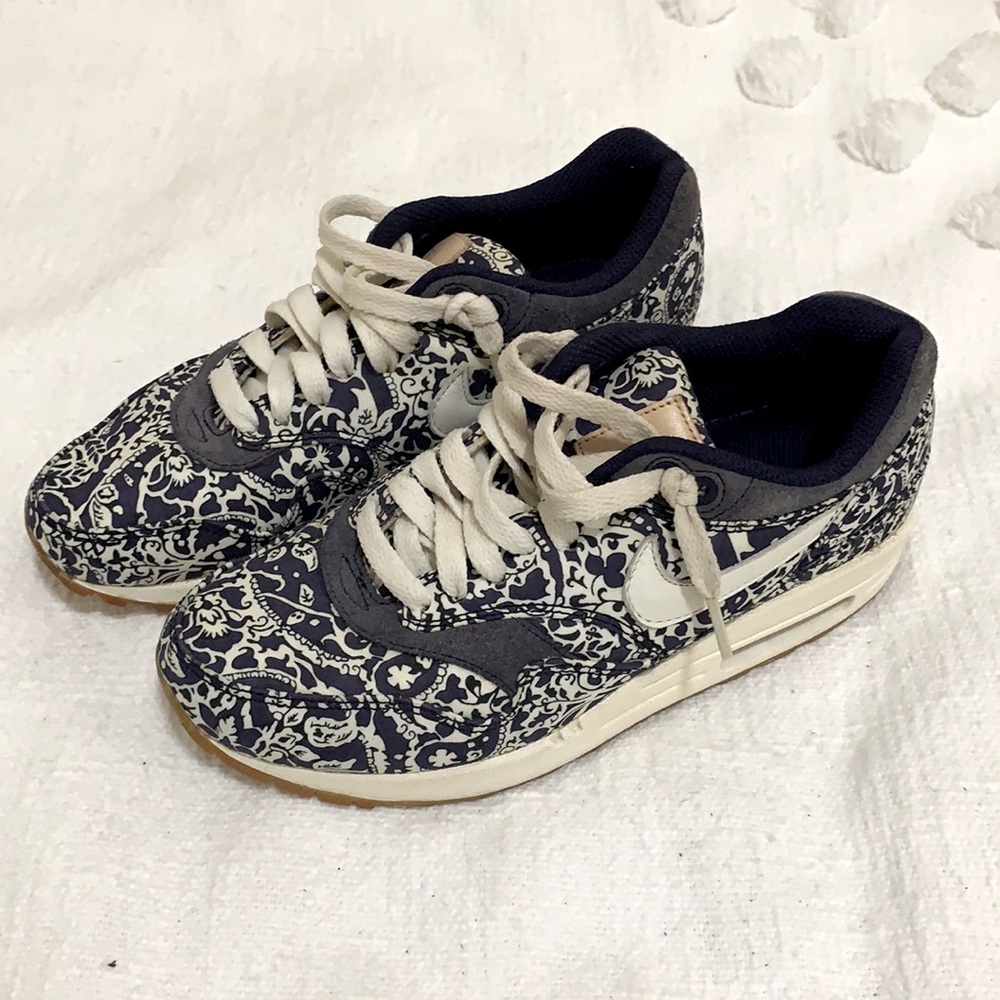 Paisley Nike Air Max